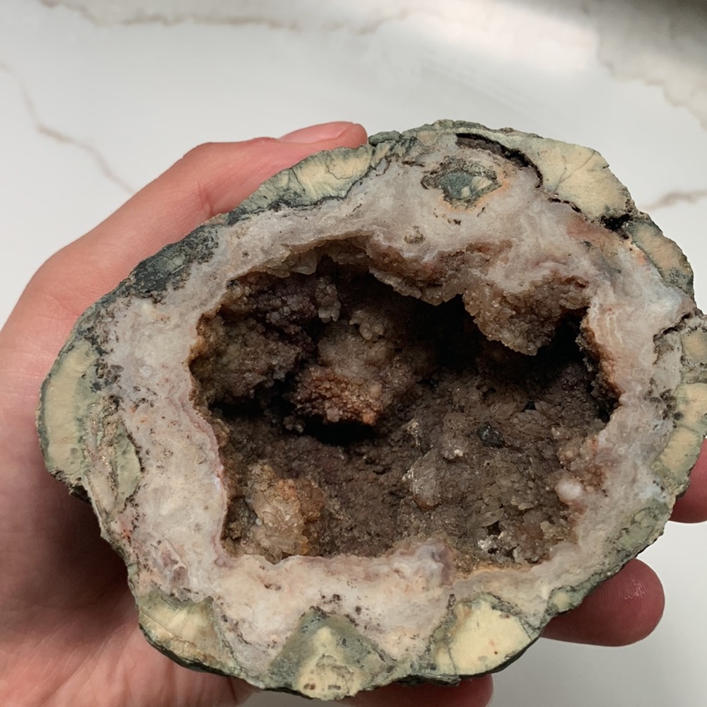 Agate Geode - Picture 2 of 4